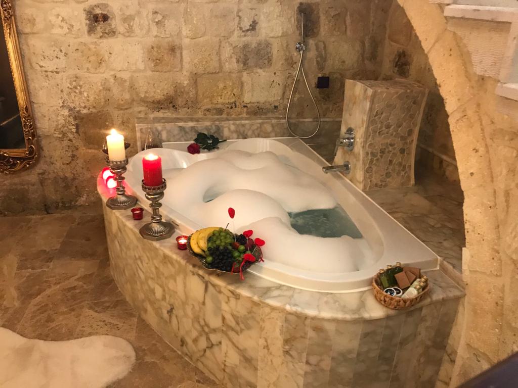 LUXURY CAVE SUİTE